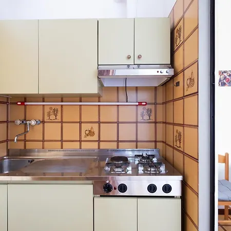 アパート La Playa Rivabella ガリポリ