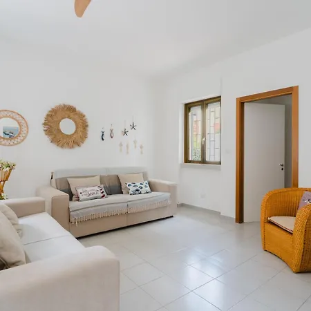 Apartment La Playa Rivabella