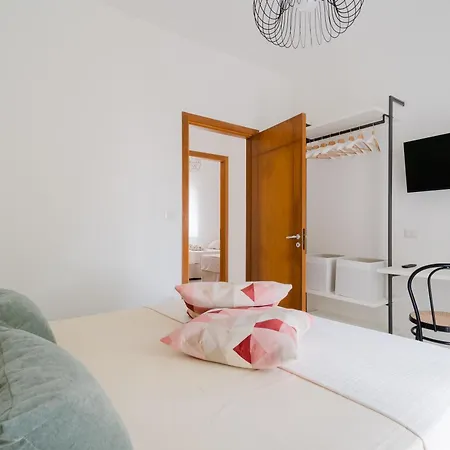 Apartment La Playa Rivabella *